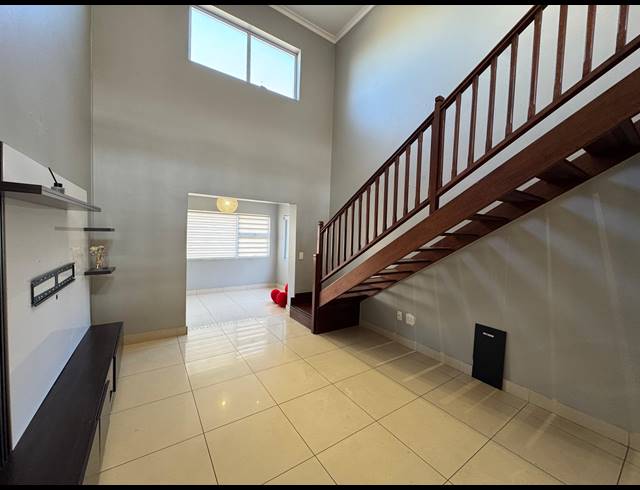 3 BEDROOM APARTMENT TO LET IN ROYAL ASCOT